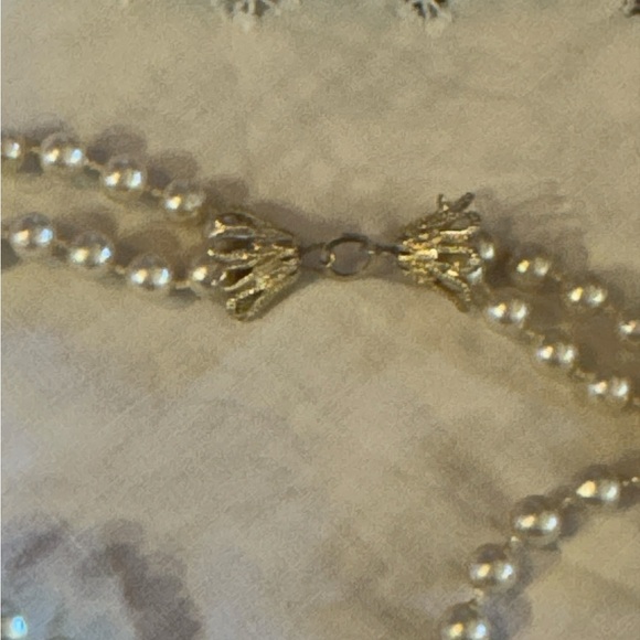 Vintage Double String of Faux Pearls - extra long - versatile to wear - see pics - Picture 2 of 3